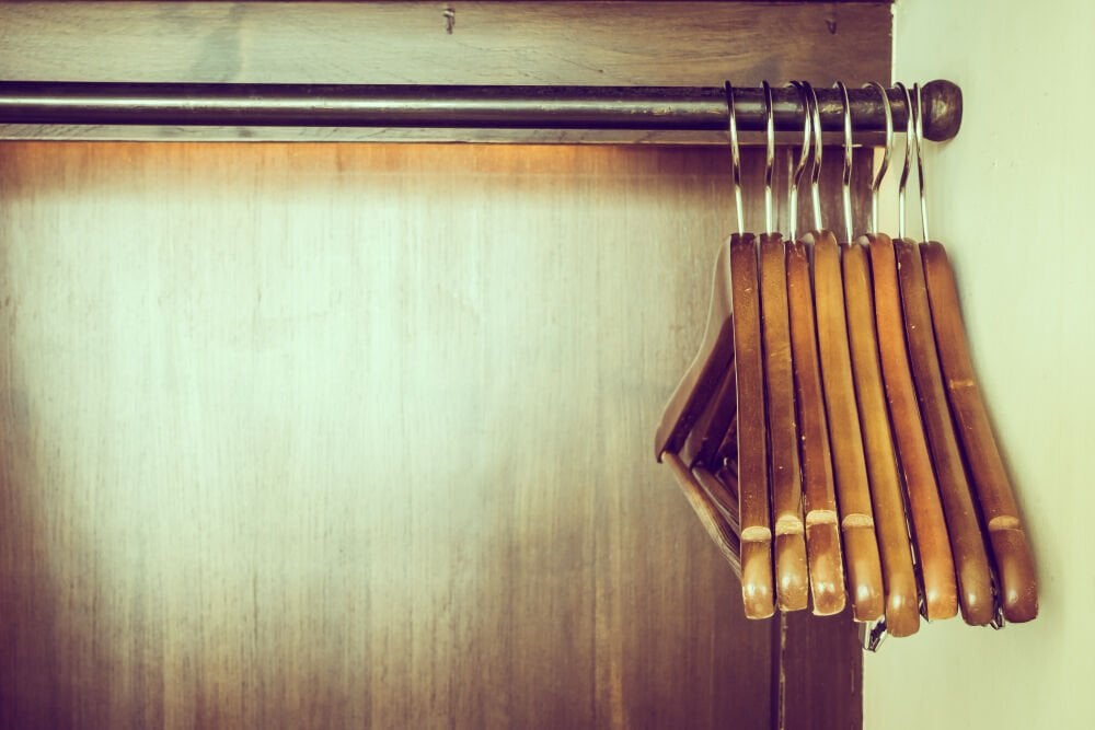 Kapsül Vintage Dolap Nasıl Oluşturulur? 7 Parça ile 14 Kombin Önerisi