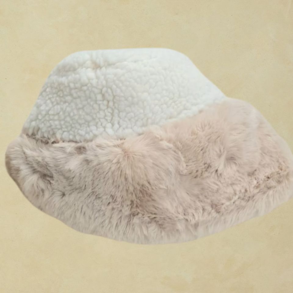 Cara Ekru Renk Şapka Çift Taraflı Model