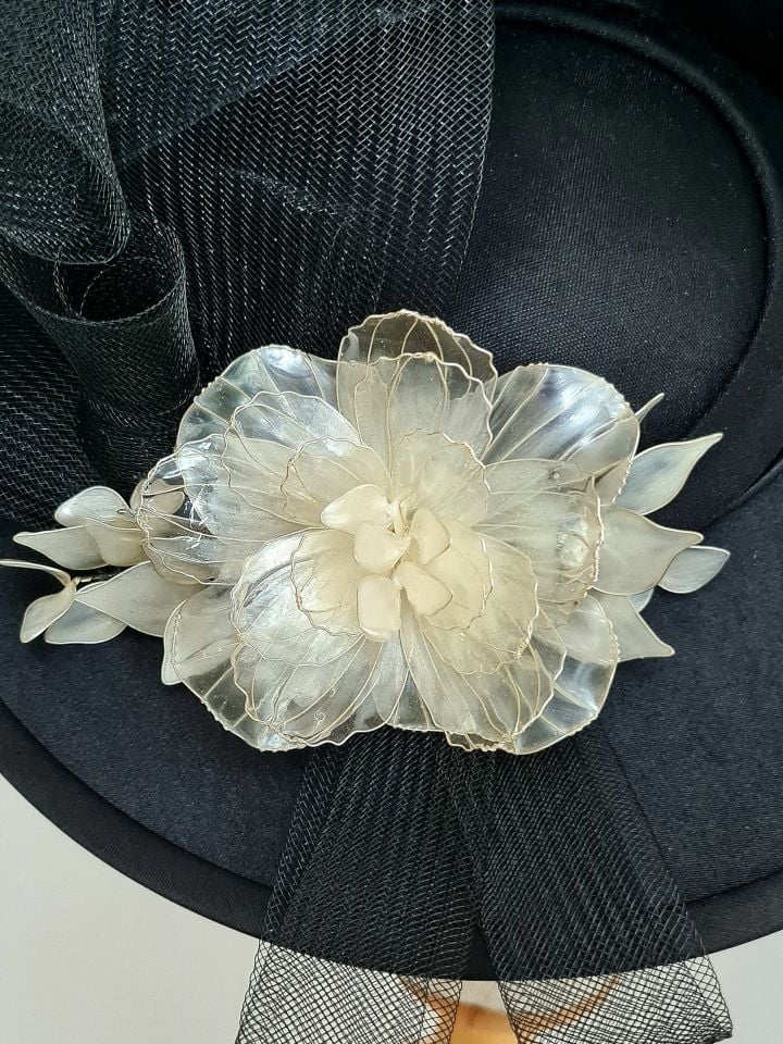 Esta Siyah Renk Vualet 30 cm