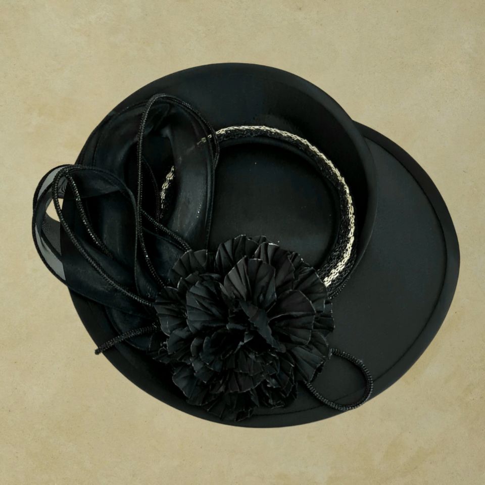 Esta Siyah Renk Vualet 30 cm