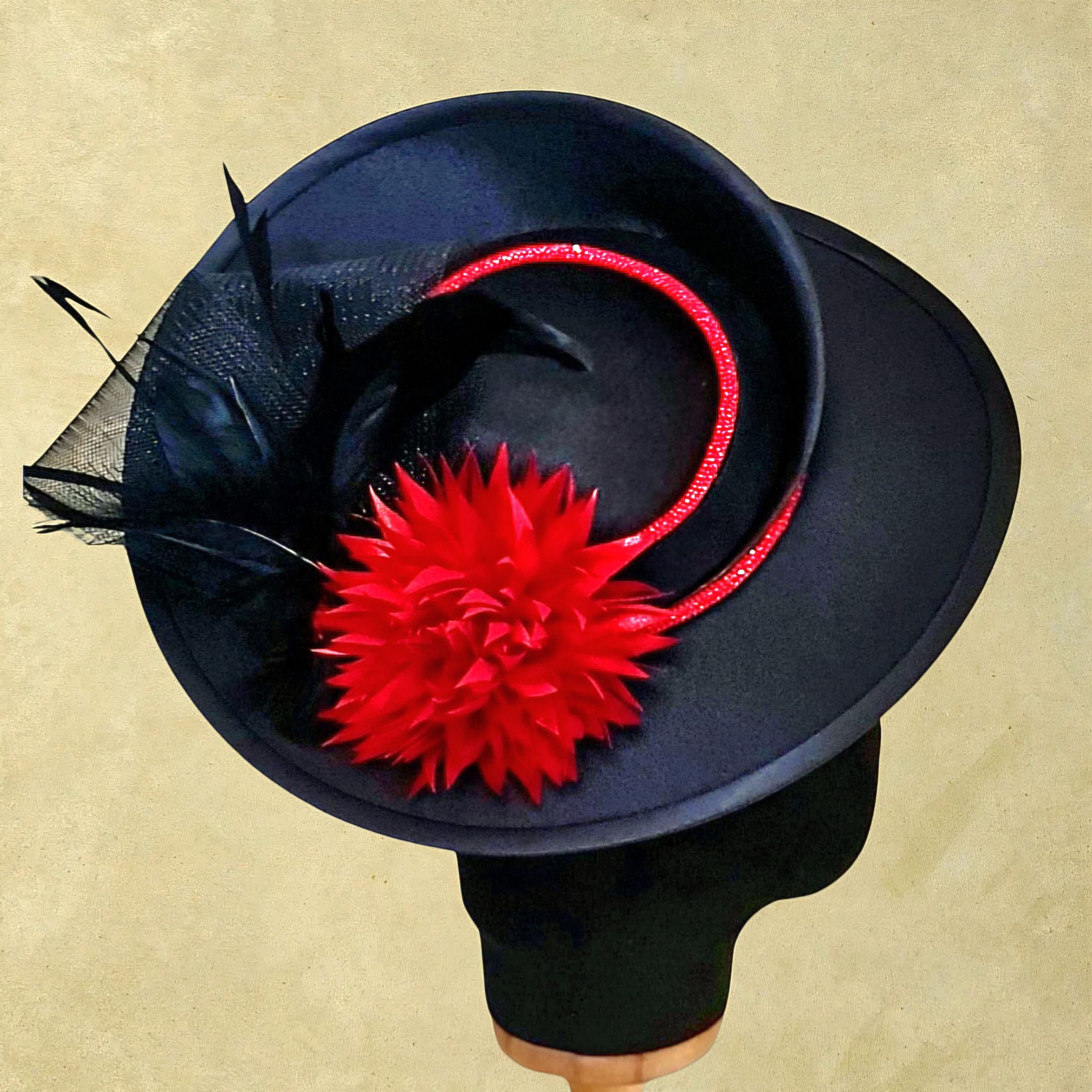 Esta Siyah Renk Vualet 30 cm