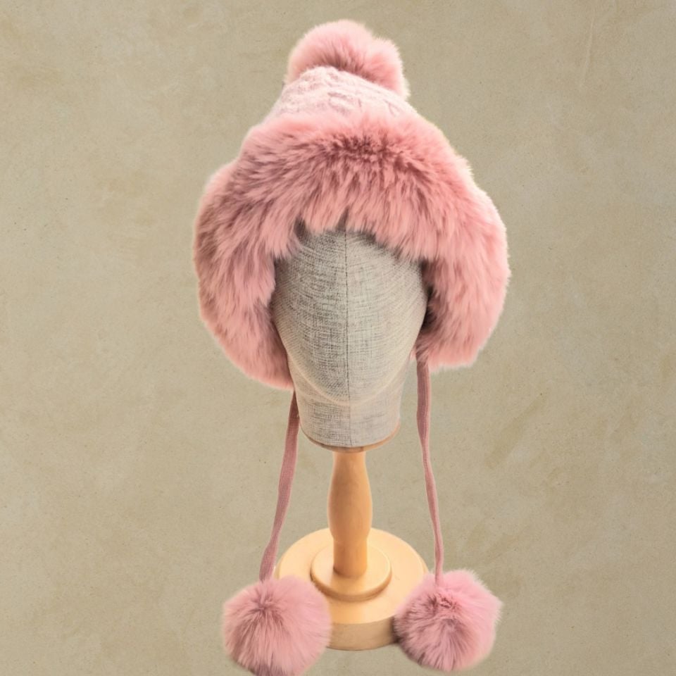 Lona Pembe Renk Ponponlu Şapka