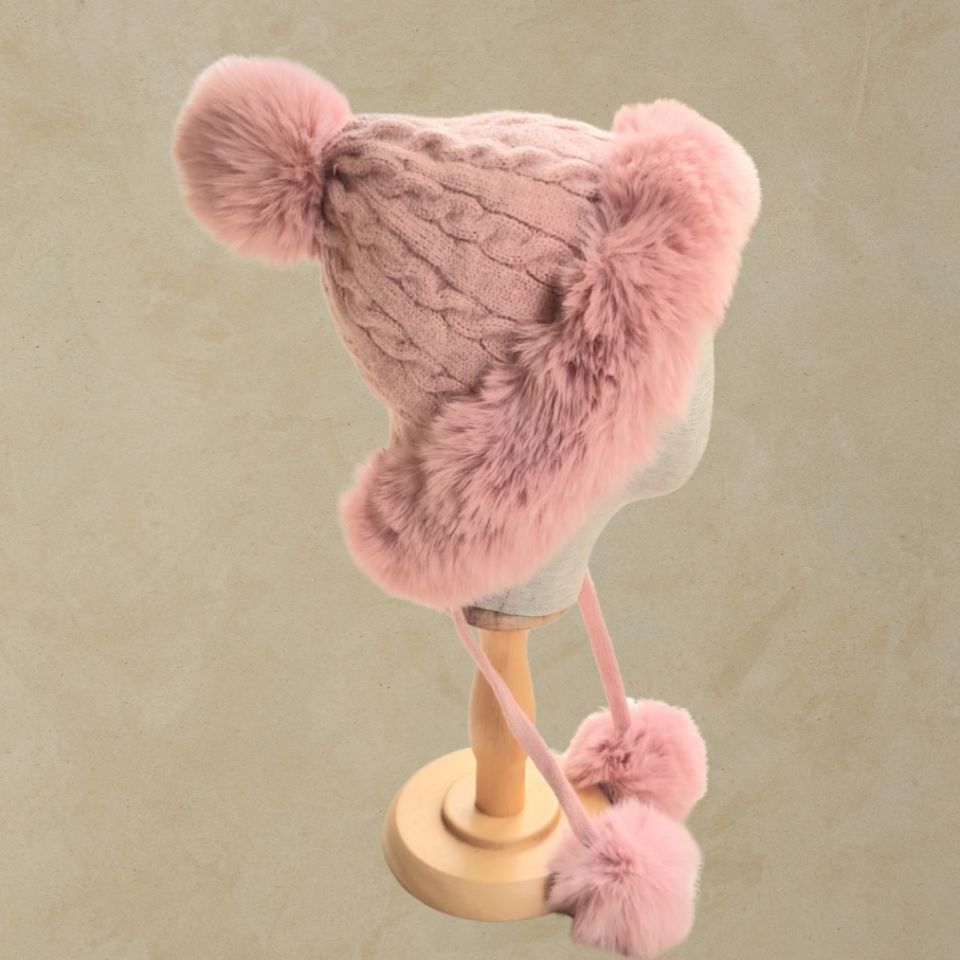 Lona Pembe Renk Ponponlu Şapka