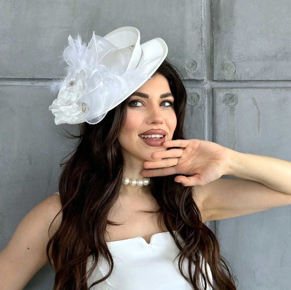 Esta Beyaz Renk Vualet 30 cm