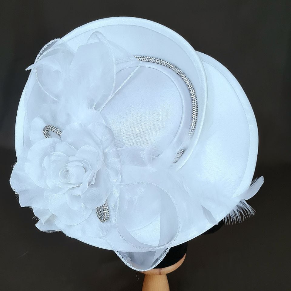 Esta Beyaz Renk Vualet 30 cm