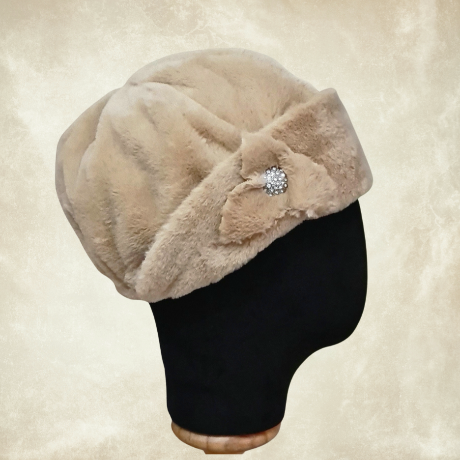 Eleni Camel Renk Peluş Şapka