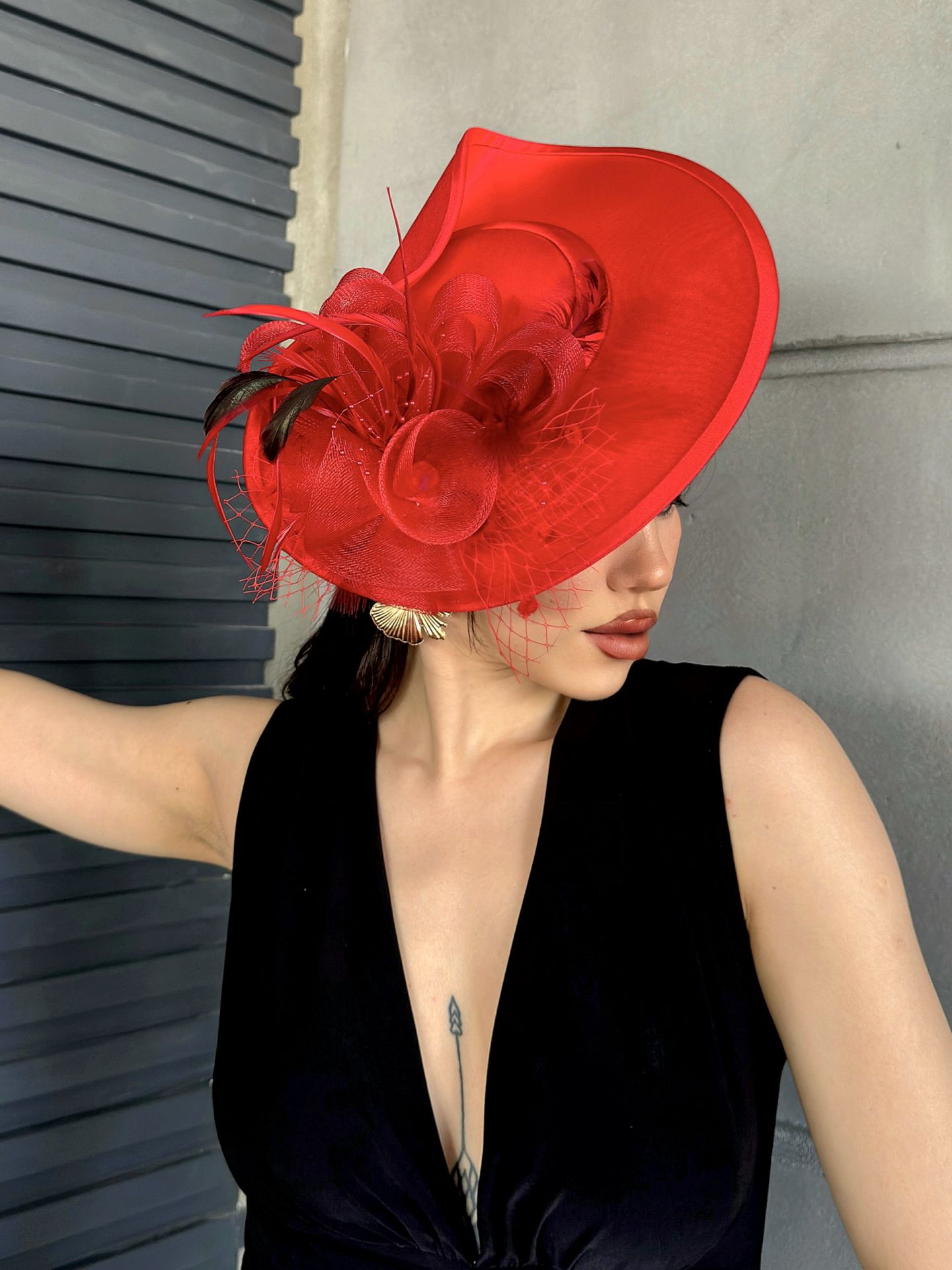 Esta Kırmızı Renk Vualet 30 cm