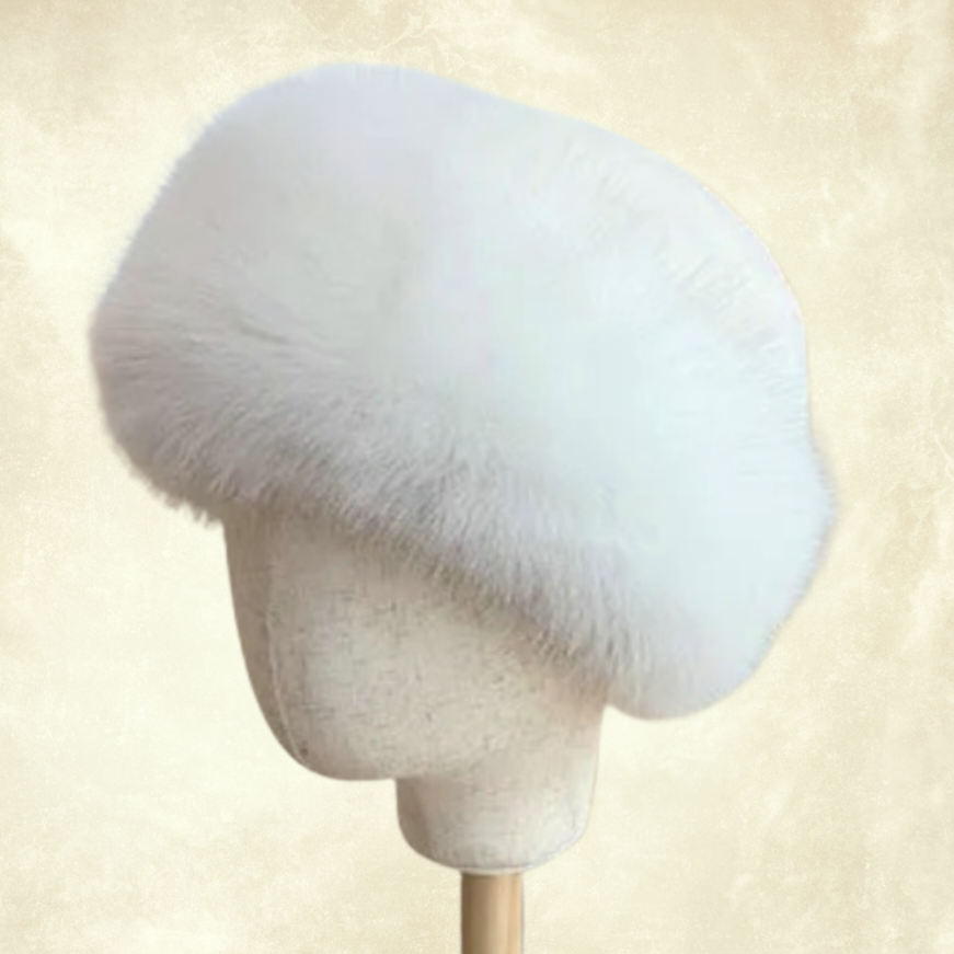 Sierra Beyaz Renk Peluş Şapka