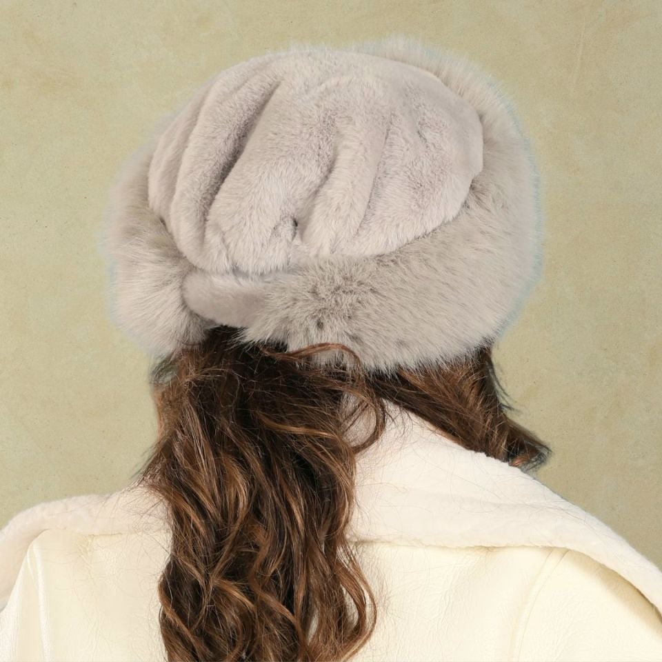 Sierra Gri Renk Peluş Şapka