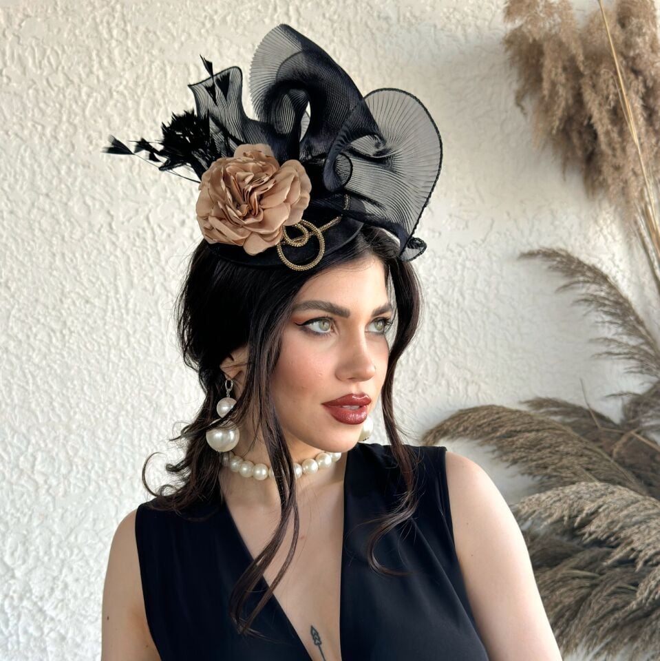 Anna Siyah Gold Renk Vualet 30 cm