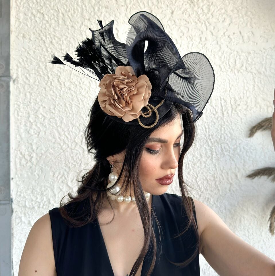 Anna Siyah Gold Renk Vualet 30 cm