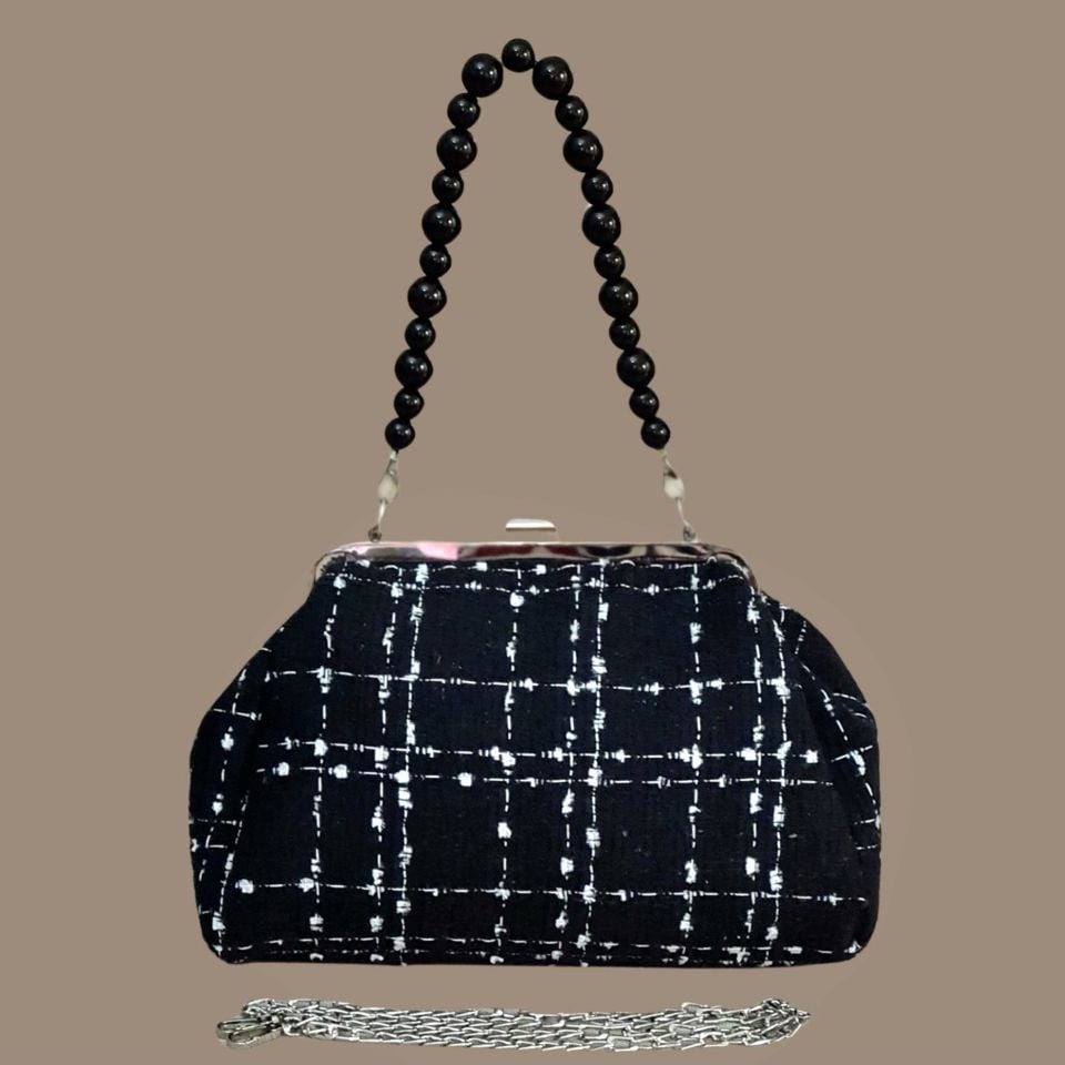 Sardunya Model Siyah Beyaz Renk  Kumaş Tasarım Çanta