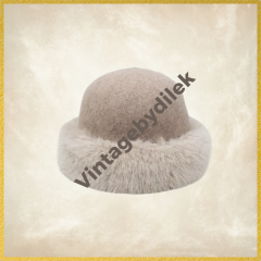 Amy Capicino Renk Saf Yün   Peluşlu Şapka