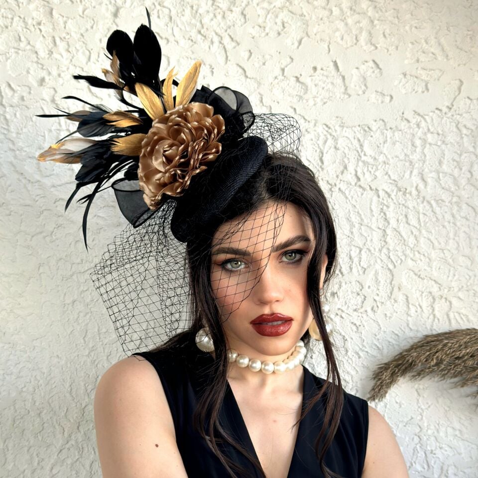 Anna Siyah Gold Renk Vualet  20 cm