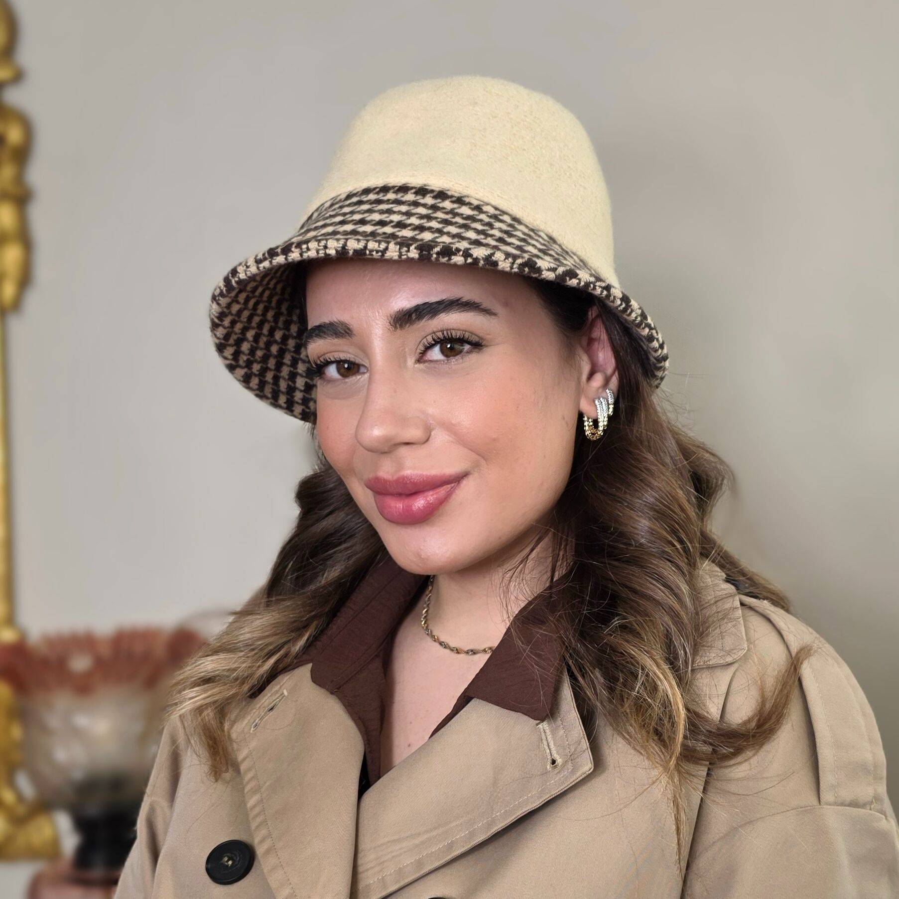 Della Krem Renk Saf Yün Kumaş Şapka