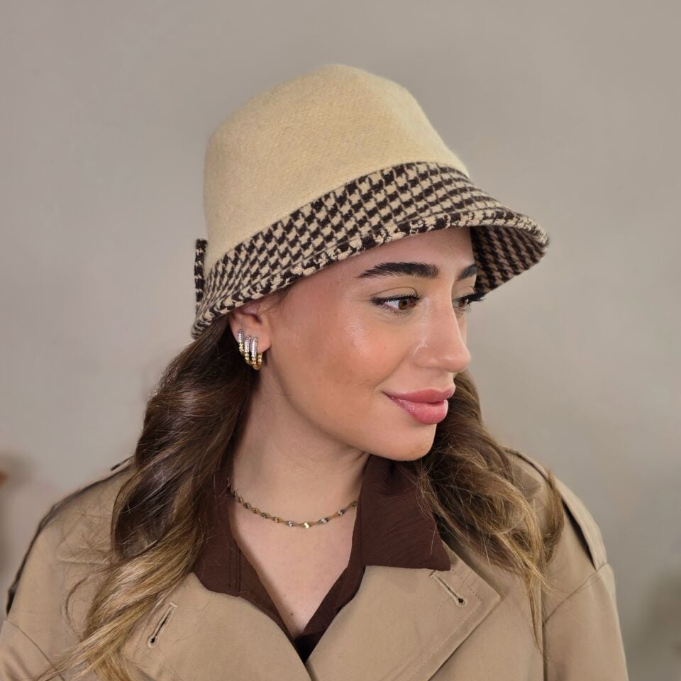 Della Krem Renk Saf Yün Kumaş Şapka