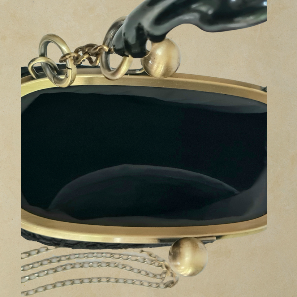 Topuz Model Siyah Güpür Dantel Kumaş  Tasarım Çanta