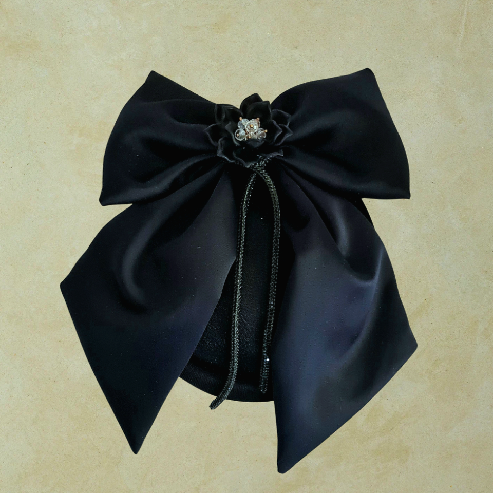 Hazel Siyah Renk Vualet 20 cm