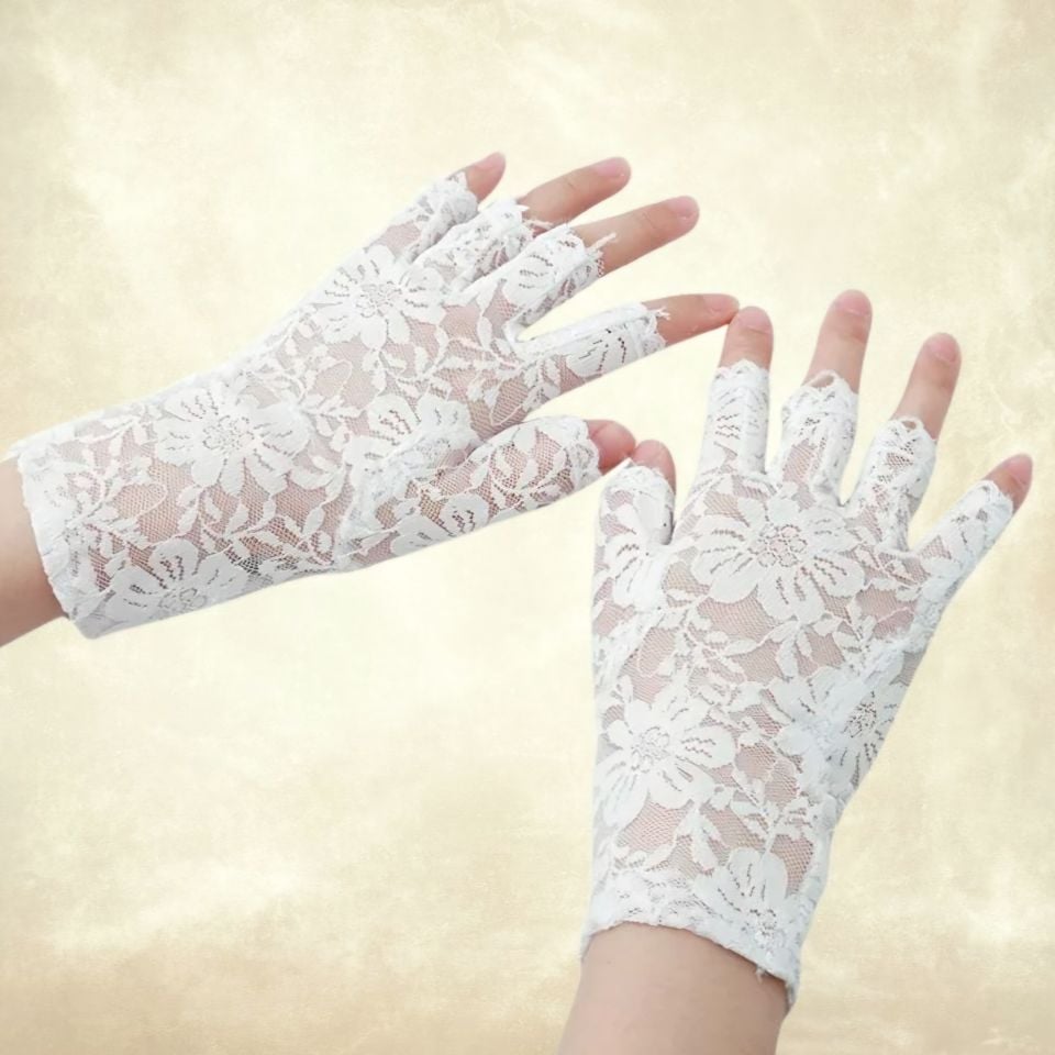Barones Beyaz Yarım Parmak Dantel Eldiven