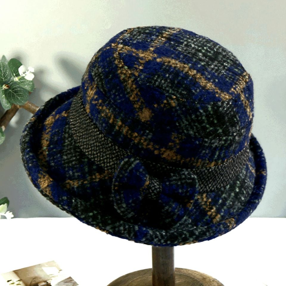 Pamela Lacivert Renk Desenli  Şapka