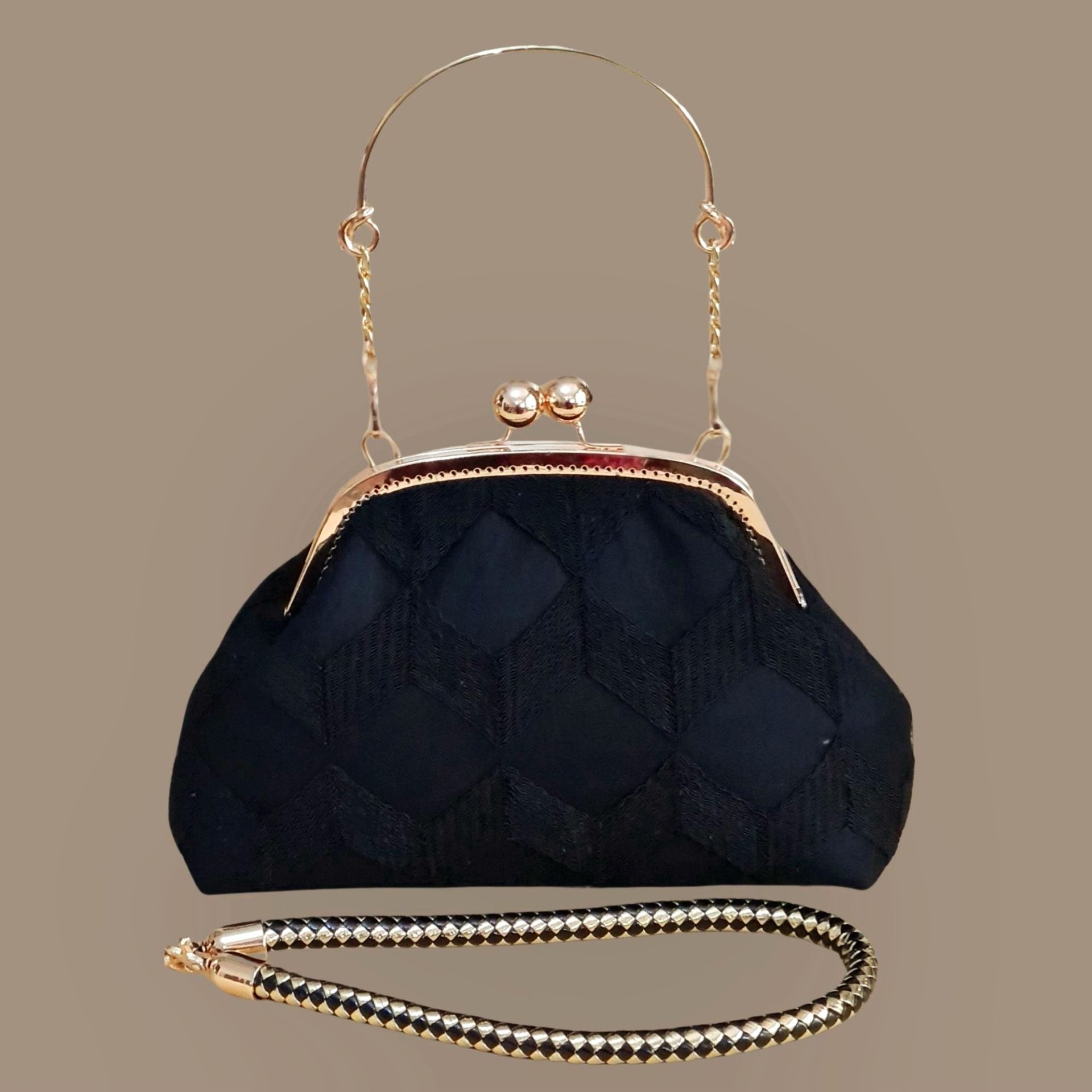 Topuz Model Siyah Brode Kumaş Tasarım Çanta