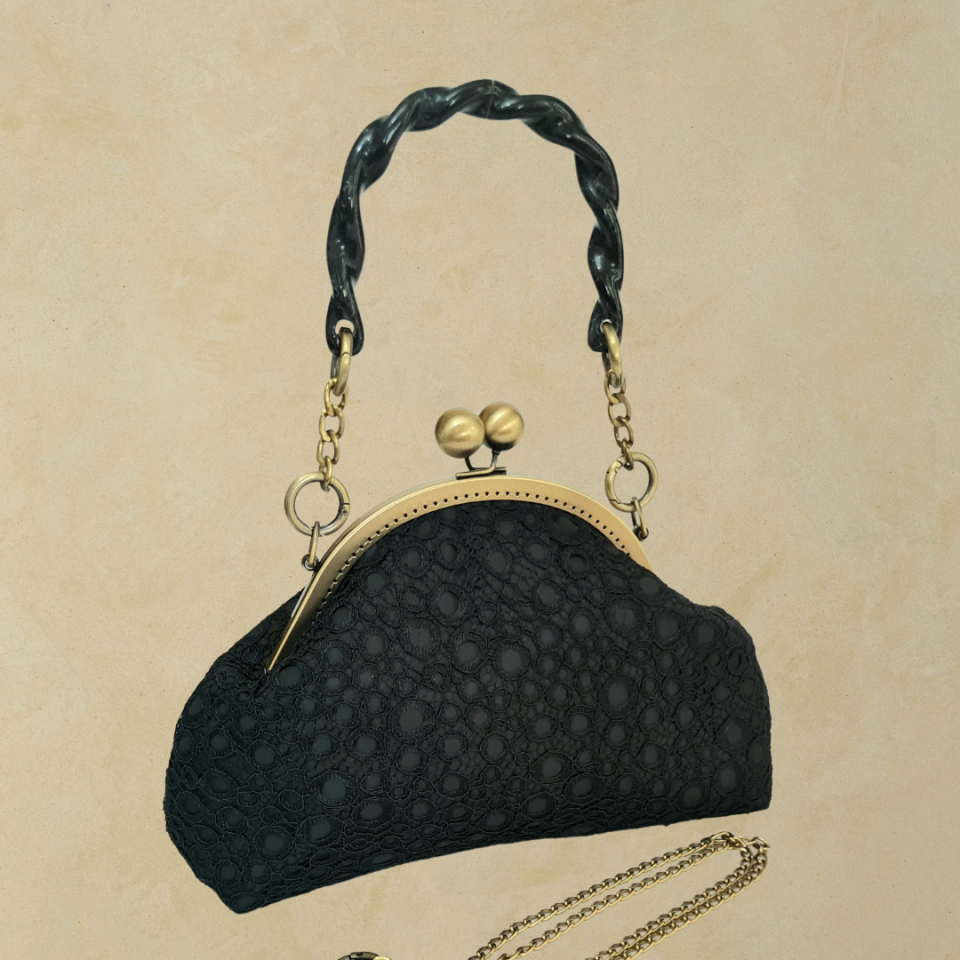 Topuz Model Siyah Renk Dantel Kumaş Tasarım Çanta