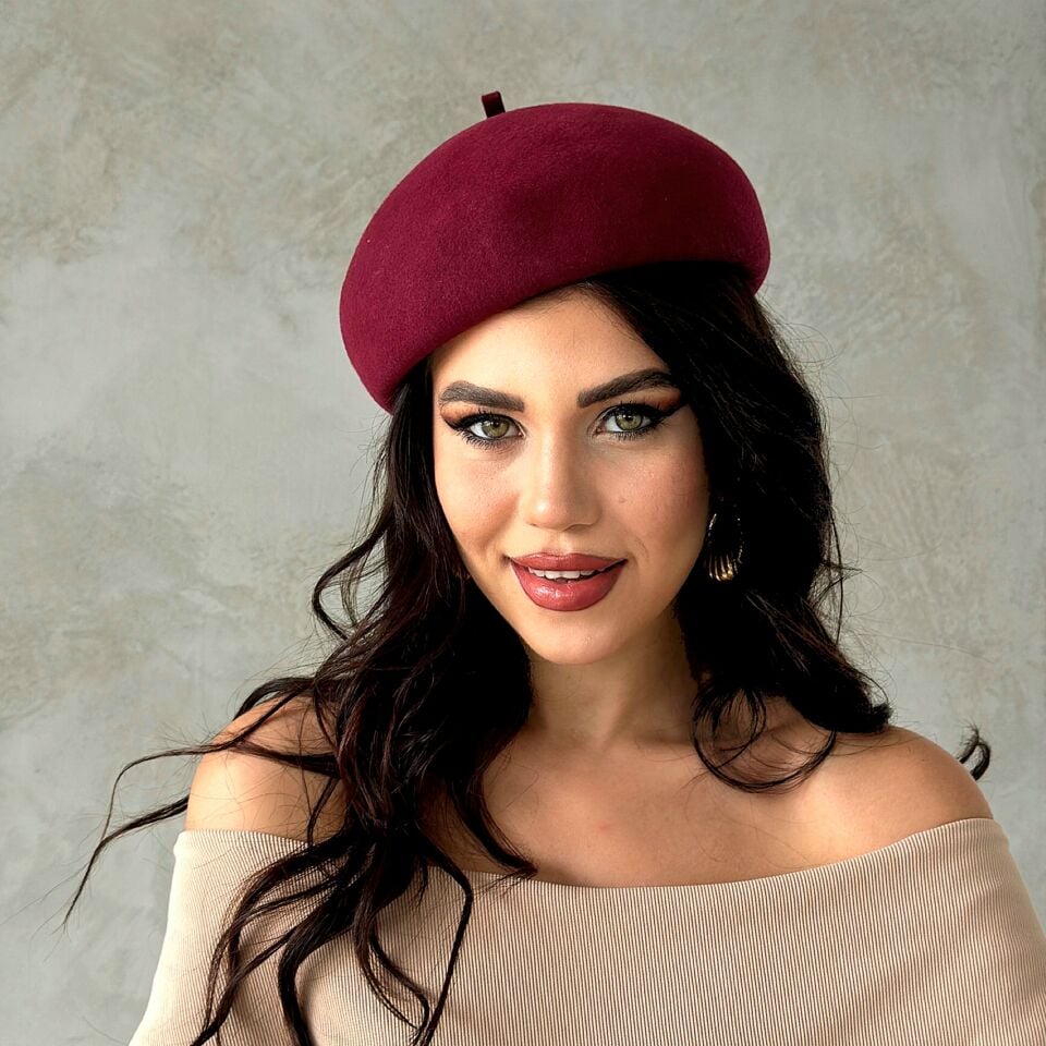 Nomi Bordo Renk Şapka