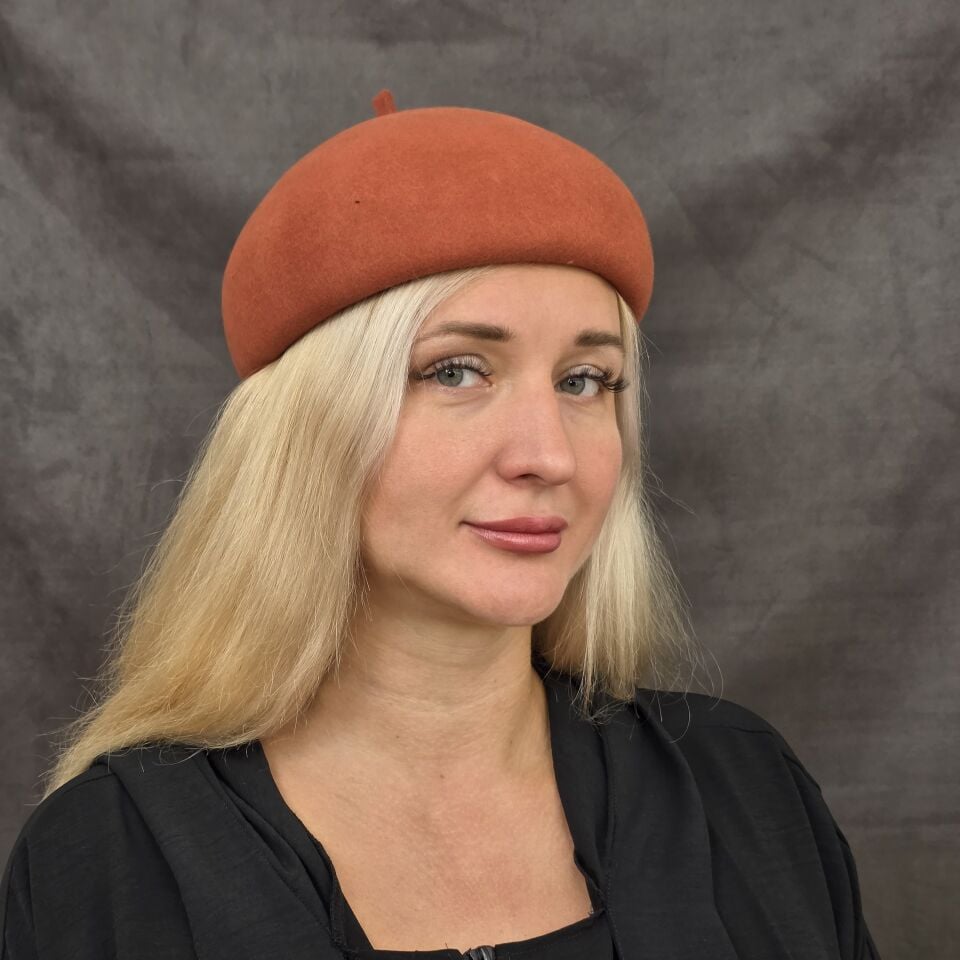 Nomi Pas Renk Şapka