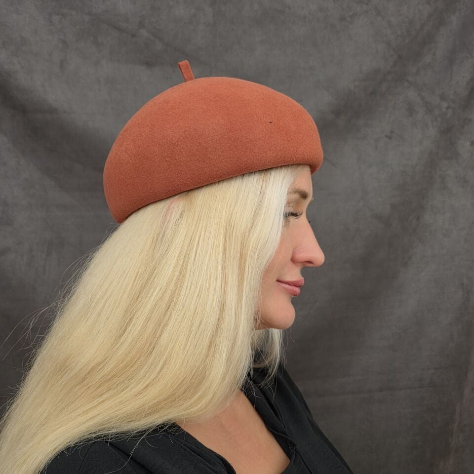 Nomi Pas Renk Şapka