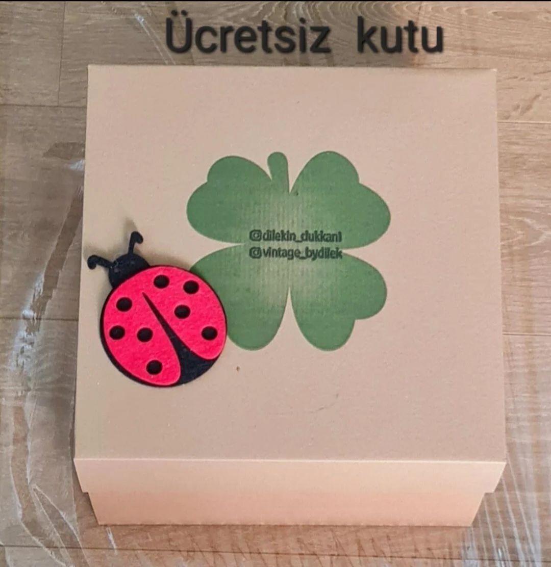 Elina Siyah Renk Şapka