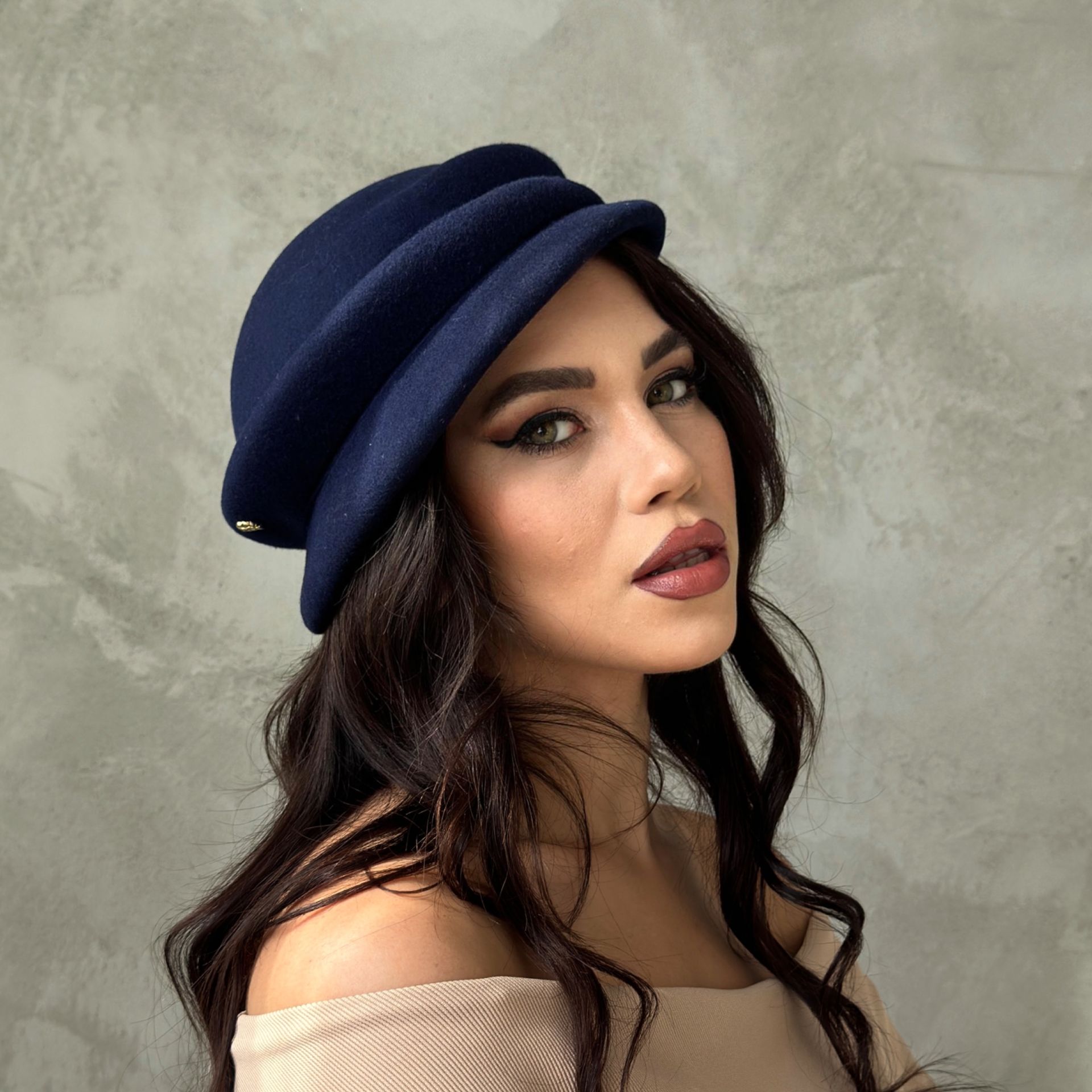 Alita Lacivert Renk Şapka