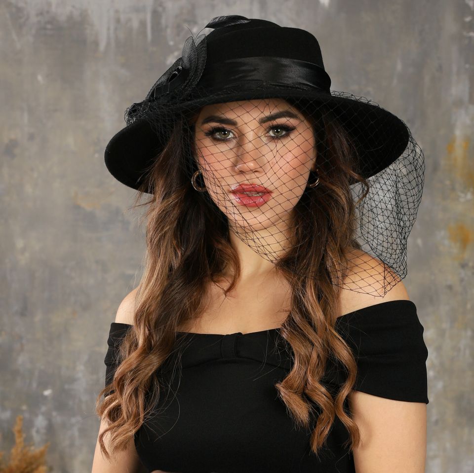 Almira Siyah Renk  Derby Model Şapka