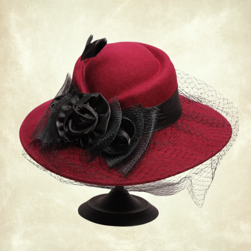 Almira Kırmızı Renk Derby Model Şapka