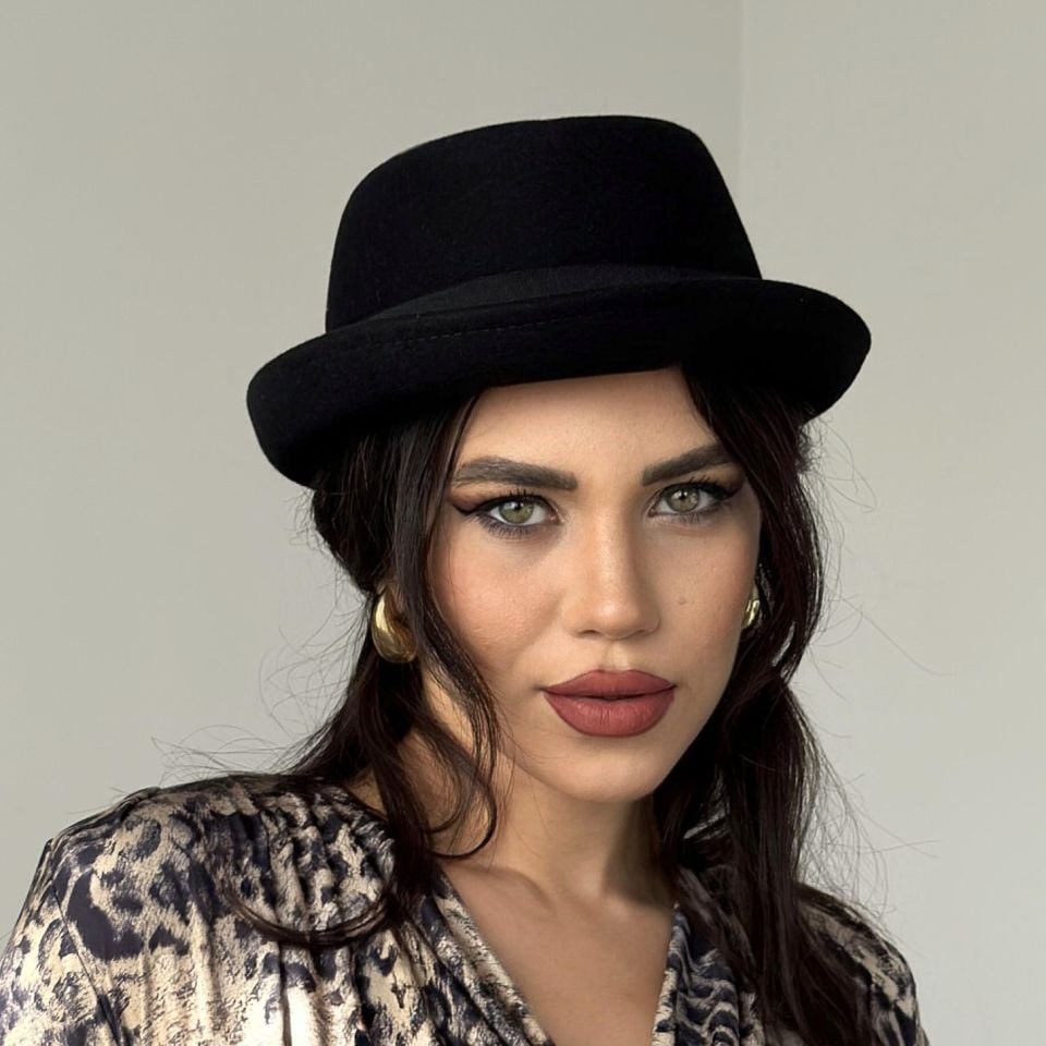 Lexi Siyah Renk Şapka