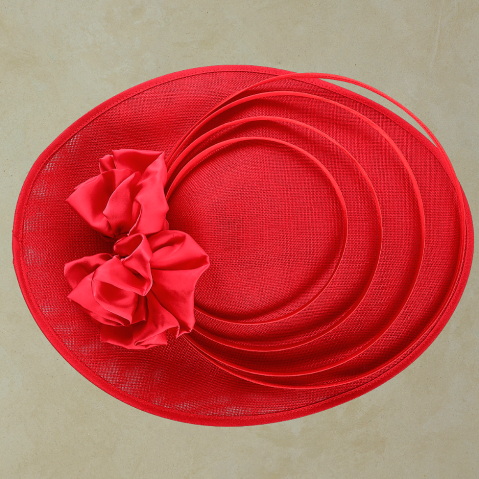 Mathilda Kırmızı Renk Vualet 45 cm Özel Şapka Kutulu