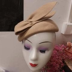 Lori Camel Renk Vualet Şapka 25 cm