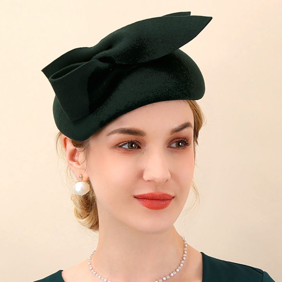 Lori Siyah Renk Vualet Şapka 25 cm