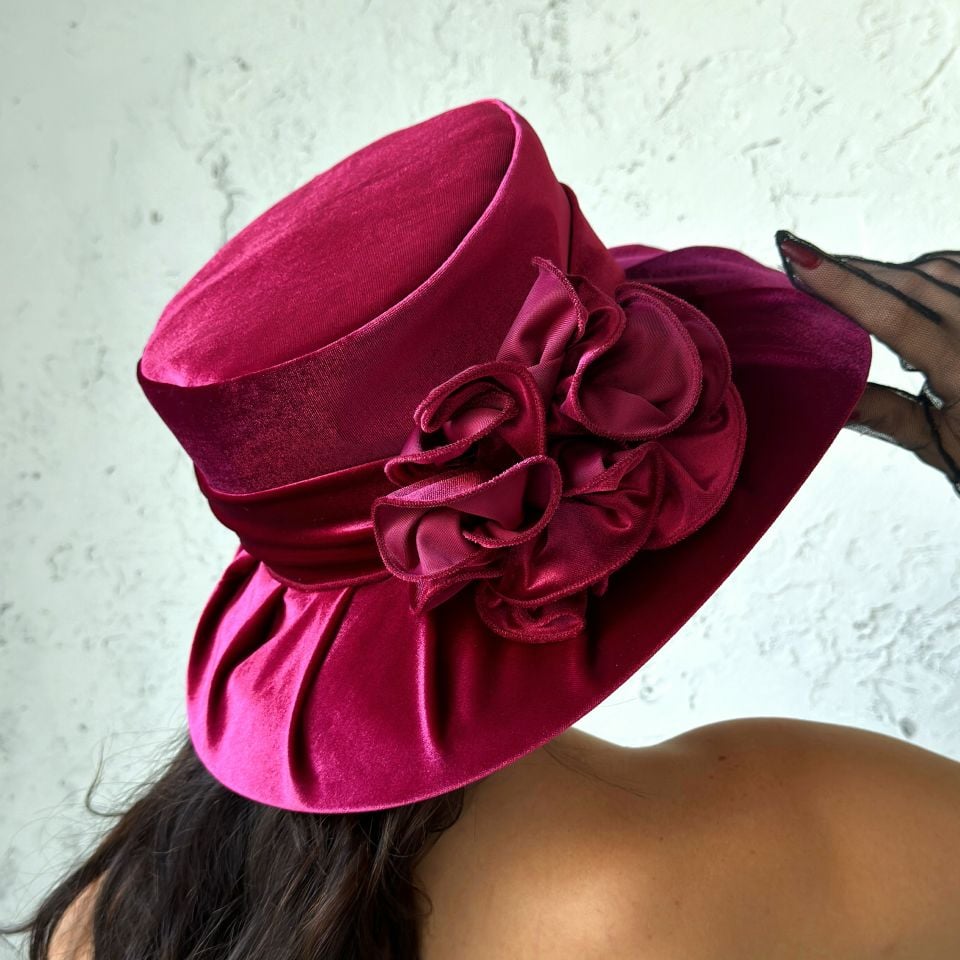 Rebecca Şarap Bordo Renk Derby  Şapka