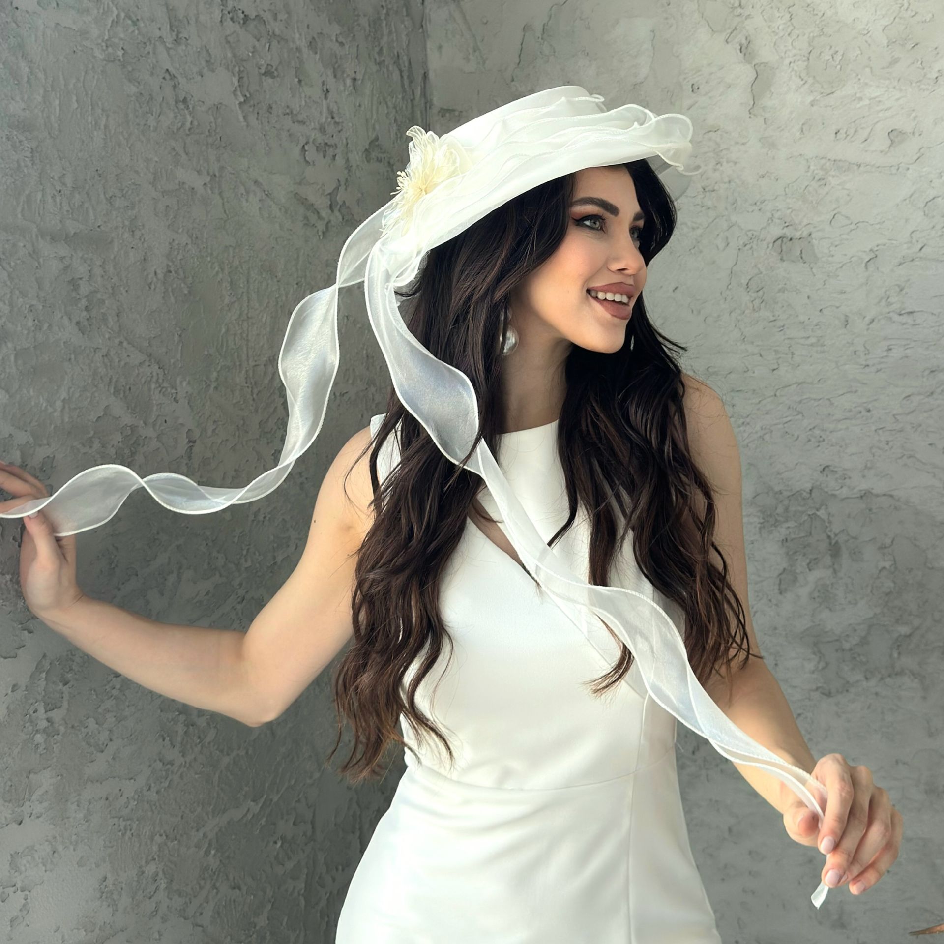 Adel J  İnci Beyaz Vualet Şapka  35 cm