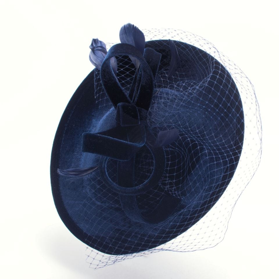 Edna Lacivert Renk Vualet Şapka