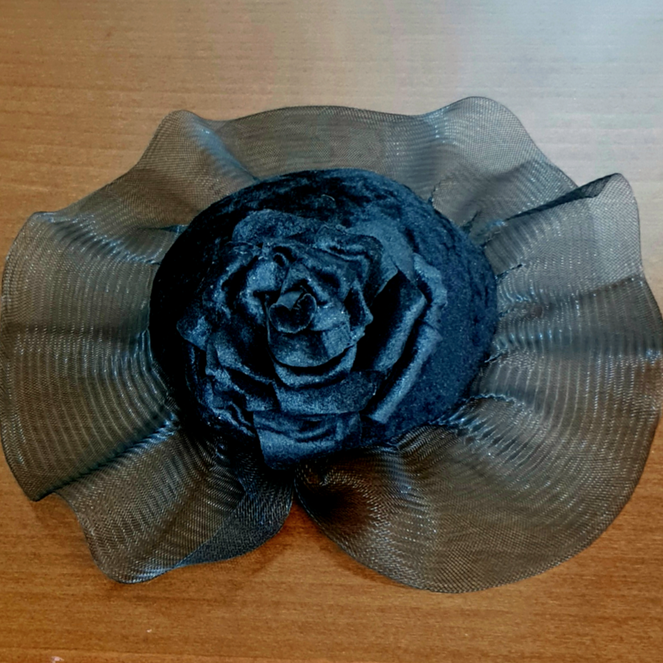 Rose Siyah Renk Volanlı Vualet Şapka