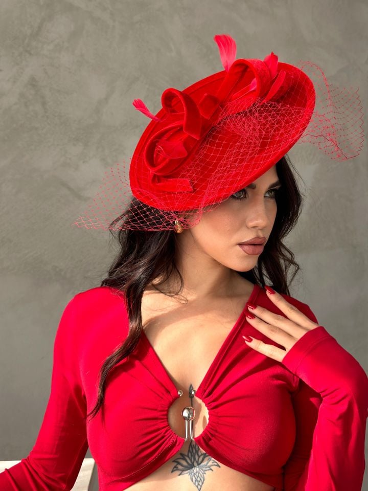Edna Kırmızı Renk  Vualet Şapka