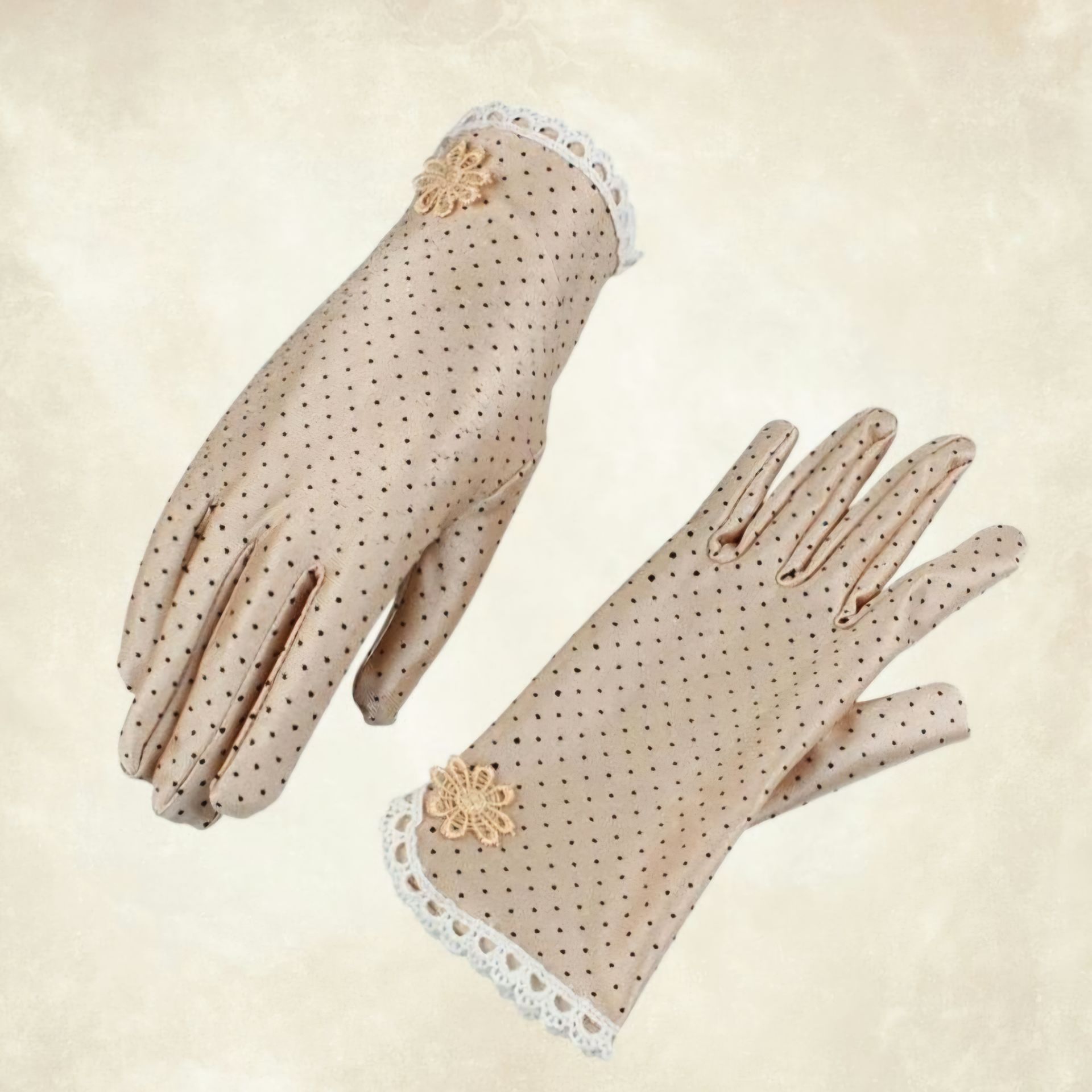 Opera Bej Renk Puantiyeli Biyeli Saten Eldiven