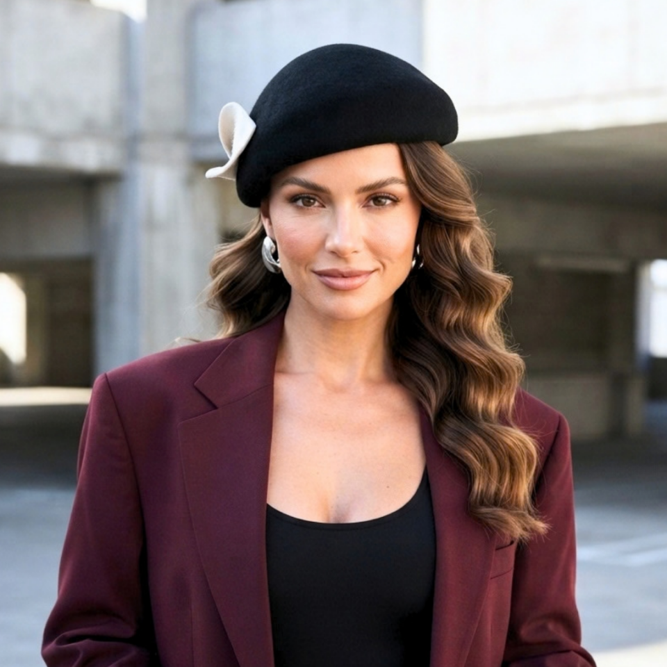 Lilly Siyah Renk Zambak Model Şapka