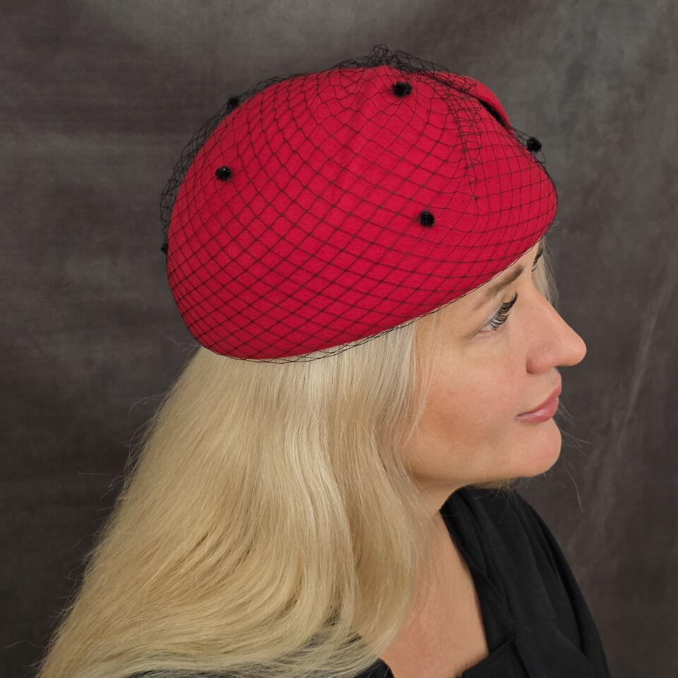 Pam Kırmızı Renk  Kafes Model Şapka