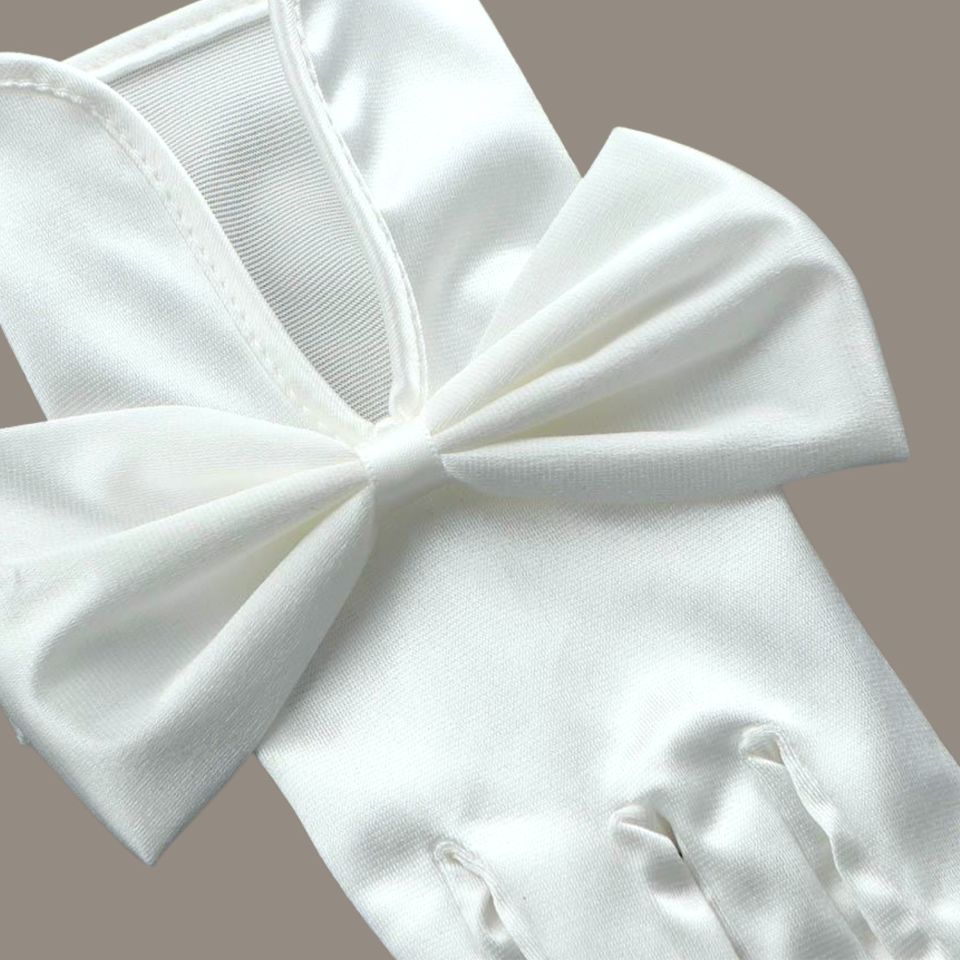 Düşes Beyaz Fiyonklu İpek Saten Eldiven