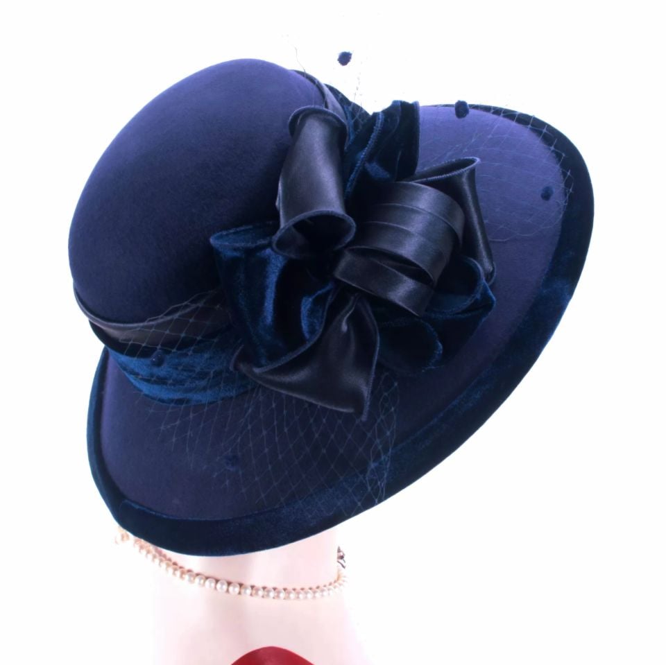 Diana Lacivert Renk Derby  Şapka