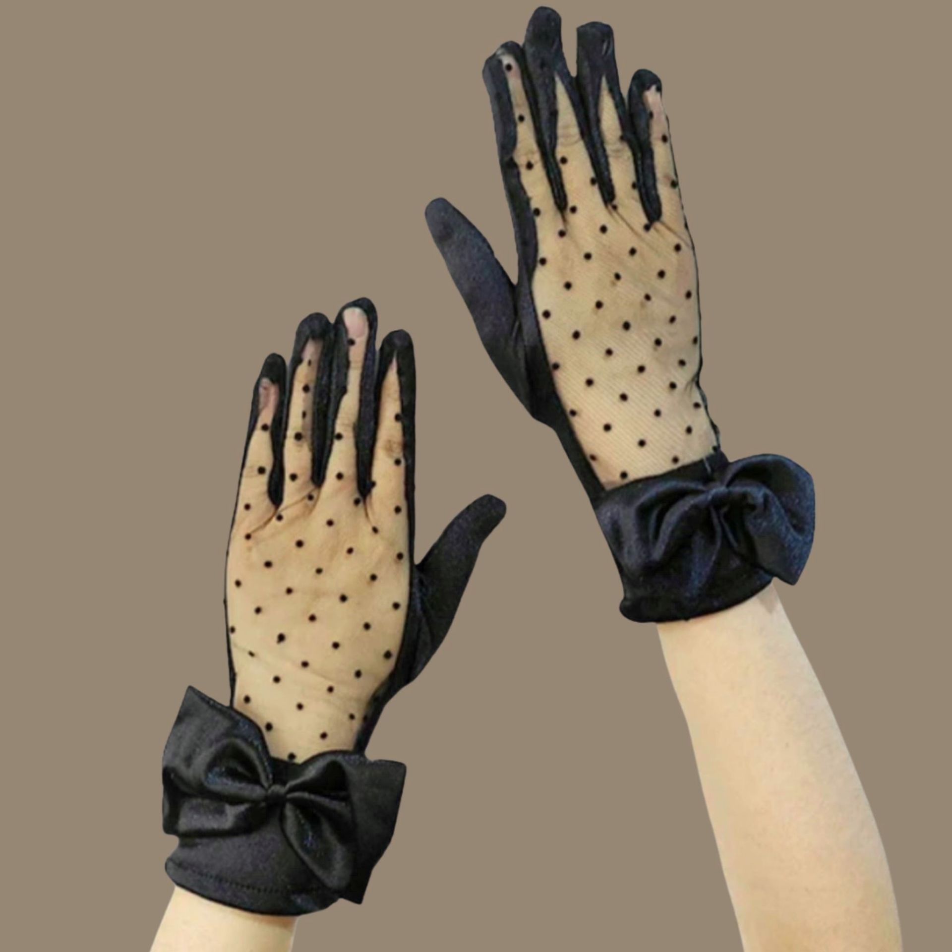 Düşes Siyah Renk Saten Organze Puantiyeli Eldiven