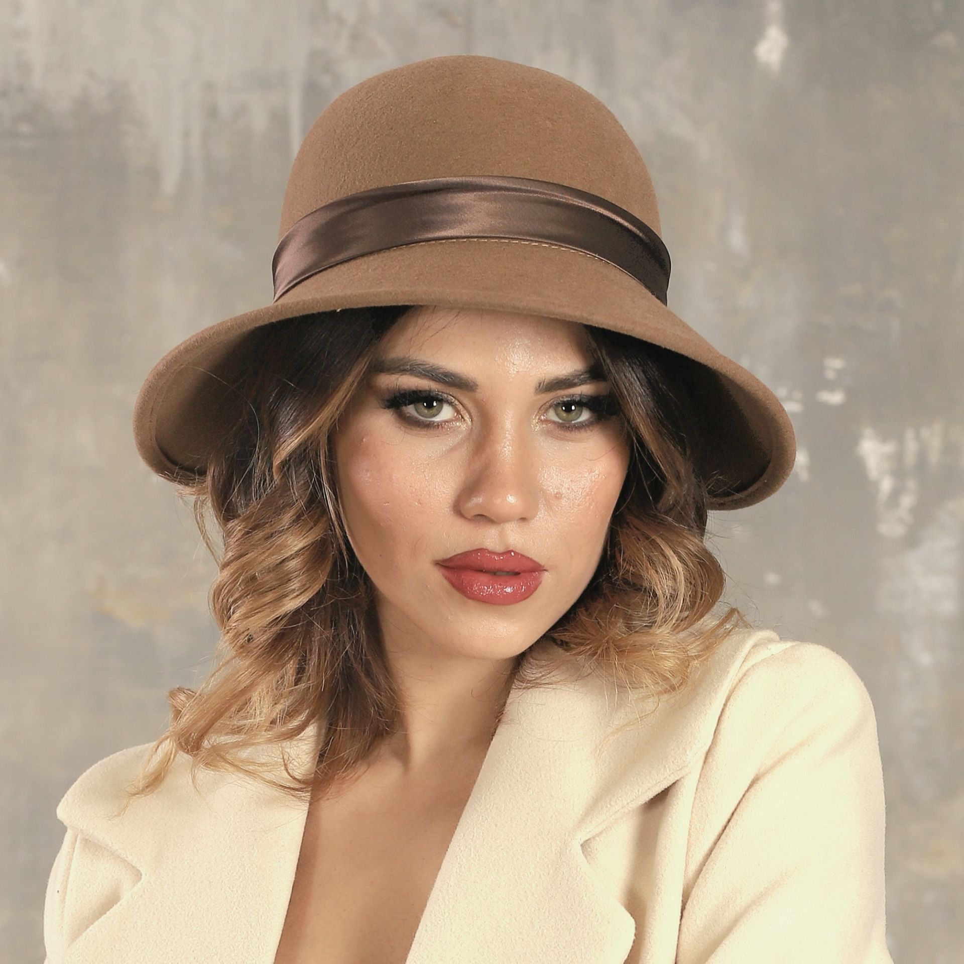 Helena Camel Vizon  Renk Şapka