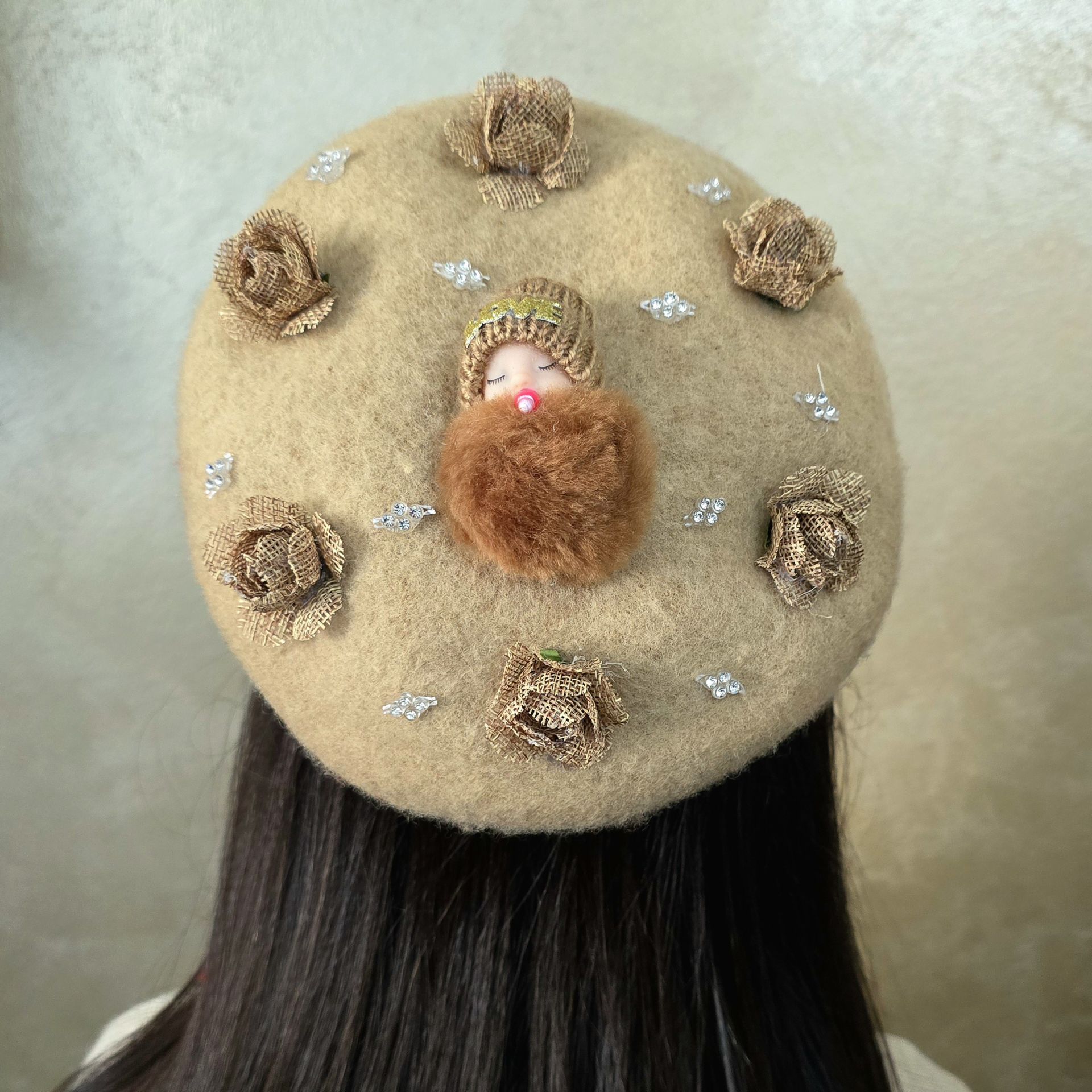 Amata Krem Renk Ressam Bere 5, 15 yaş